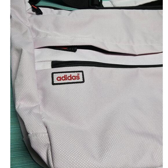 Adidias Messenger Bag Gray Strap EUC - Picture 2 of 6